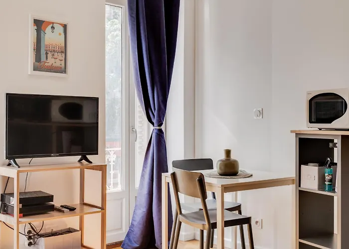 O Merveilleux Compans - Centre - Wifi, Tv شقة *